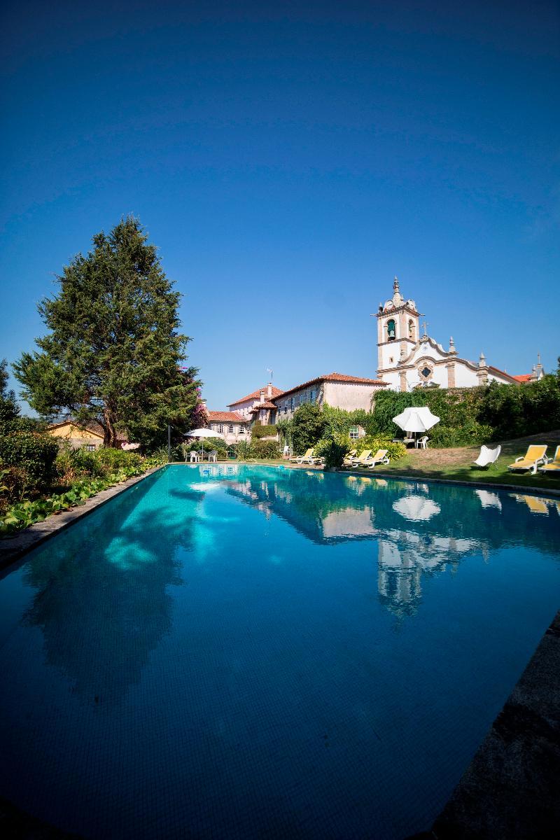 Casa Dos Assentos De Quintiaes Bed & Breakfast บาร์เซลอส ภายนอก รูปภาพ